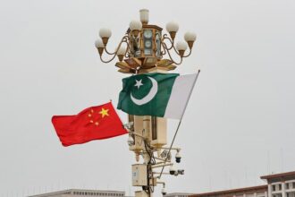 China Urges India and Pakistan to Return to Political Settlement Talks
