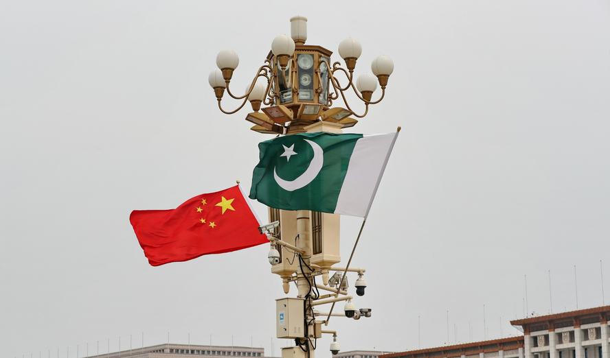 China Urges India and Pakistan to Return to Political Settlement Talks